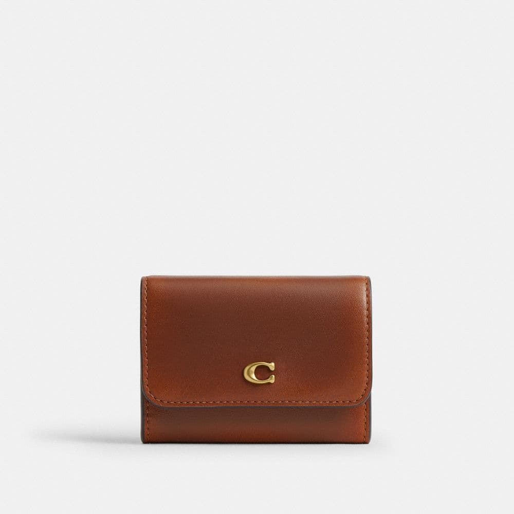 Essential Flap Card Case In Loved Leather