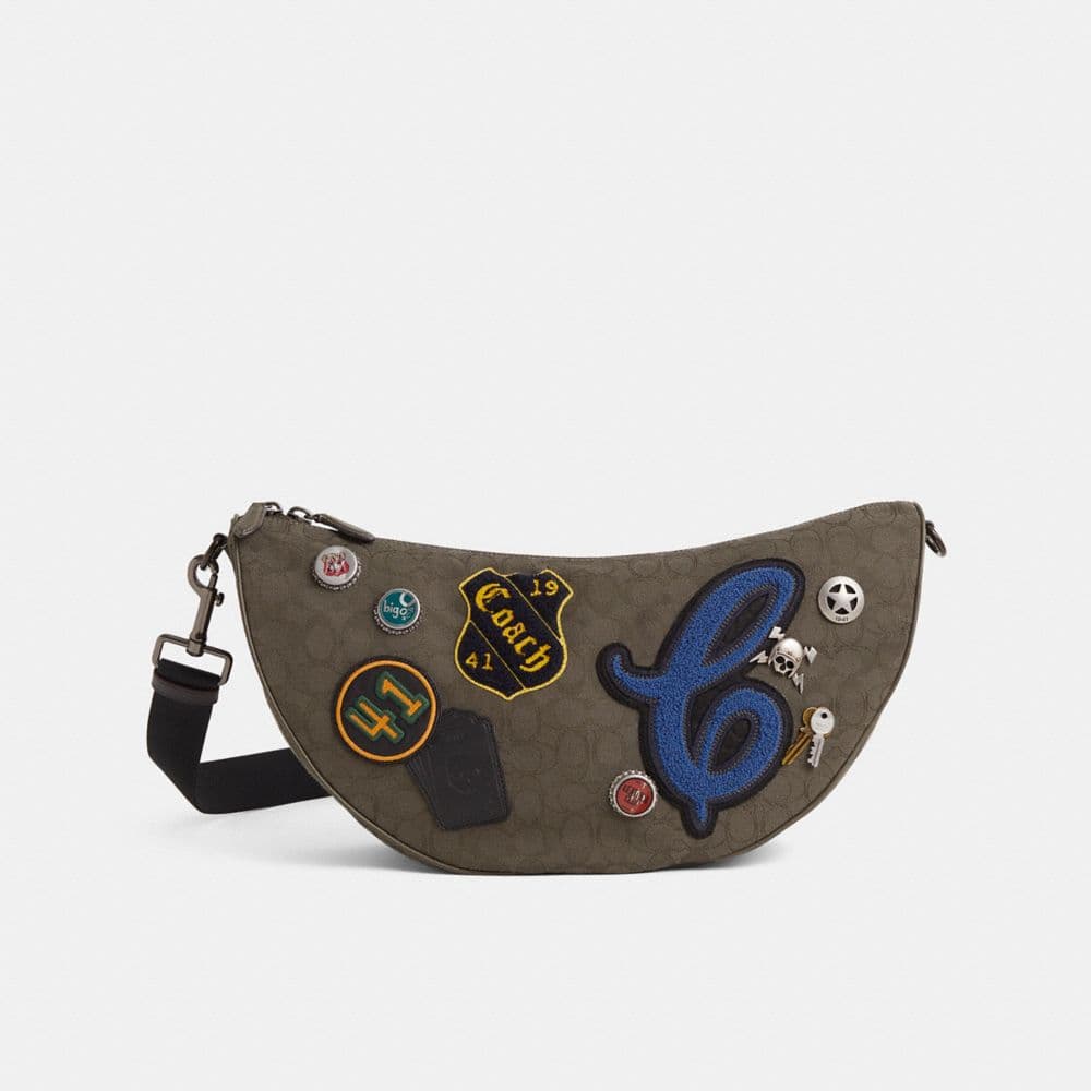 Reloved Hall Soft Sling Bag 45 In Signature Jacquard