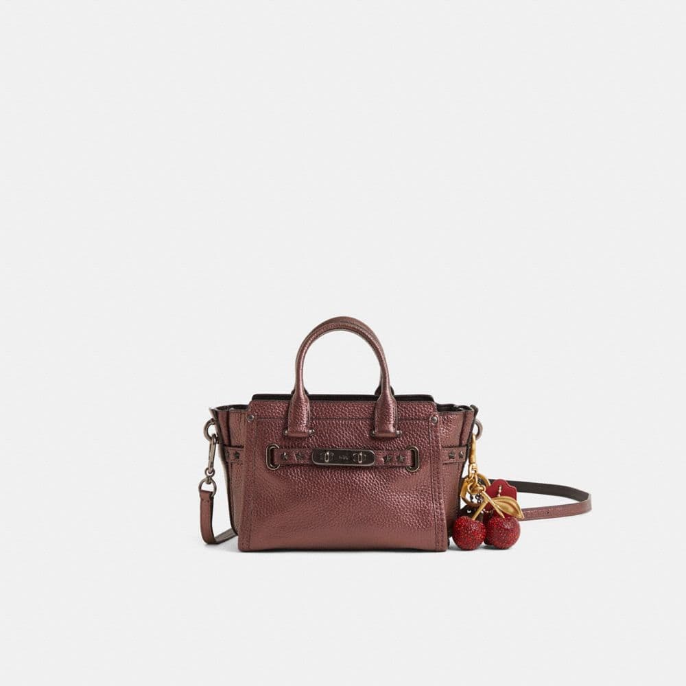 Reloved Coach Swagger 20