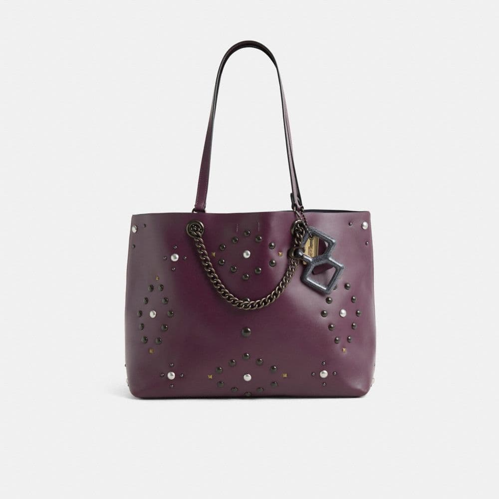 Reloved Signature Chain Central Tote